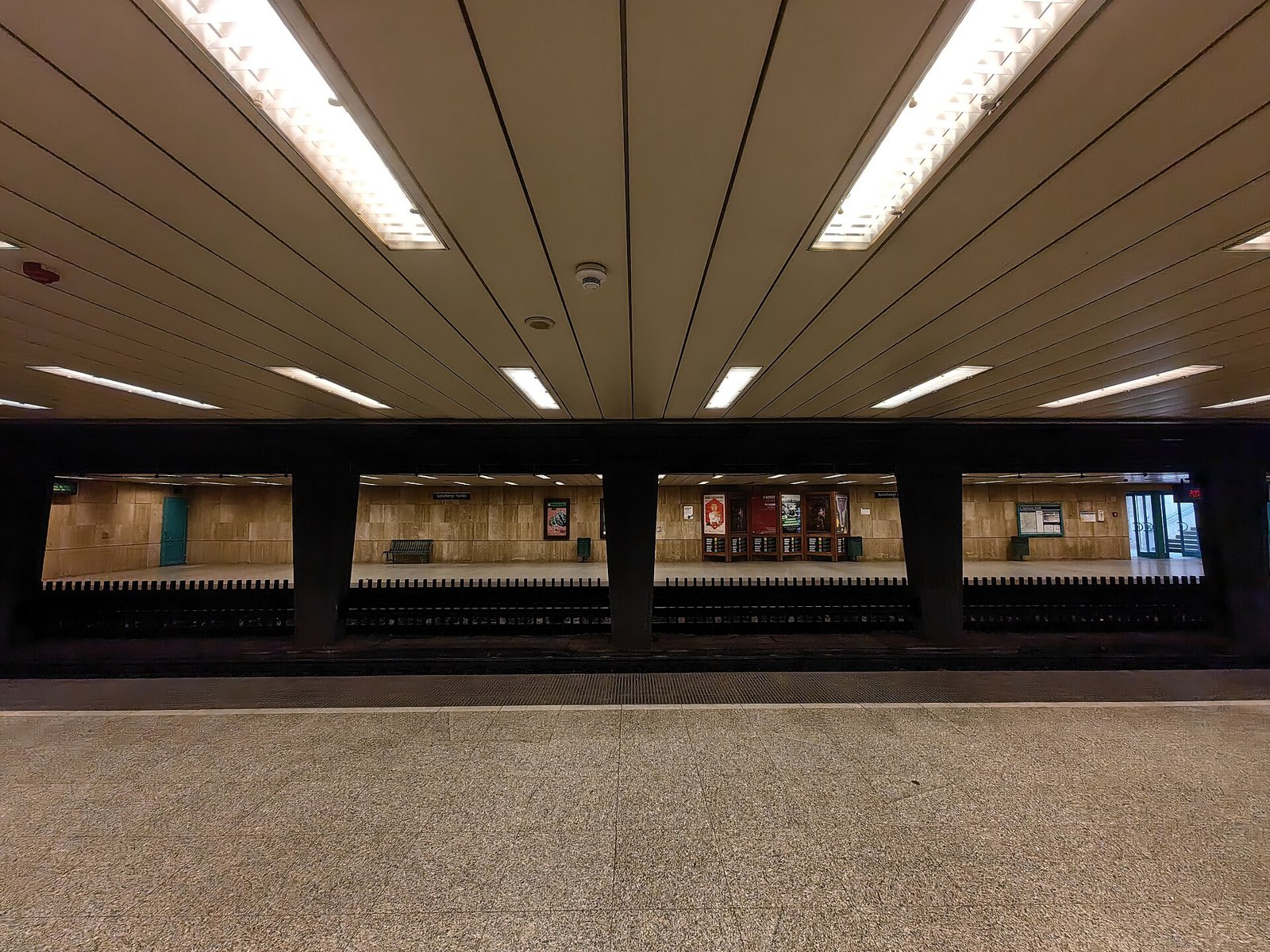 Budapest, M1 metró, Széchenyi fürdő, 9