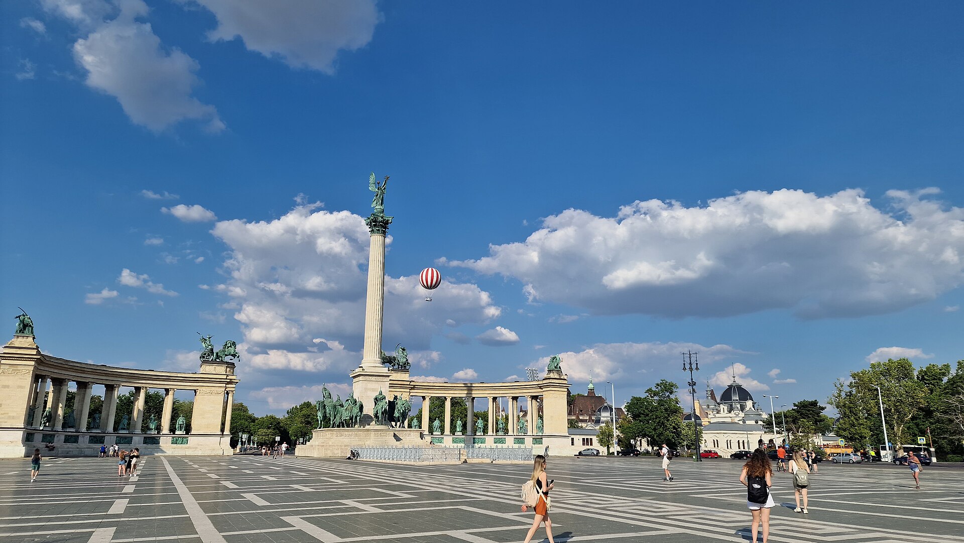 Heroes' Square and the Millennium Monument
