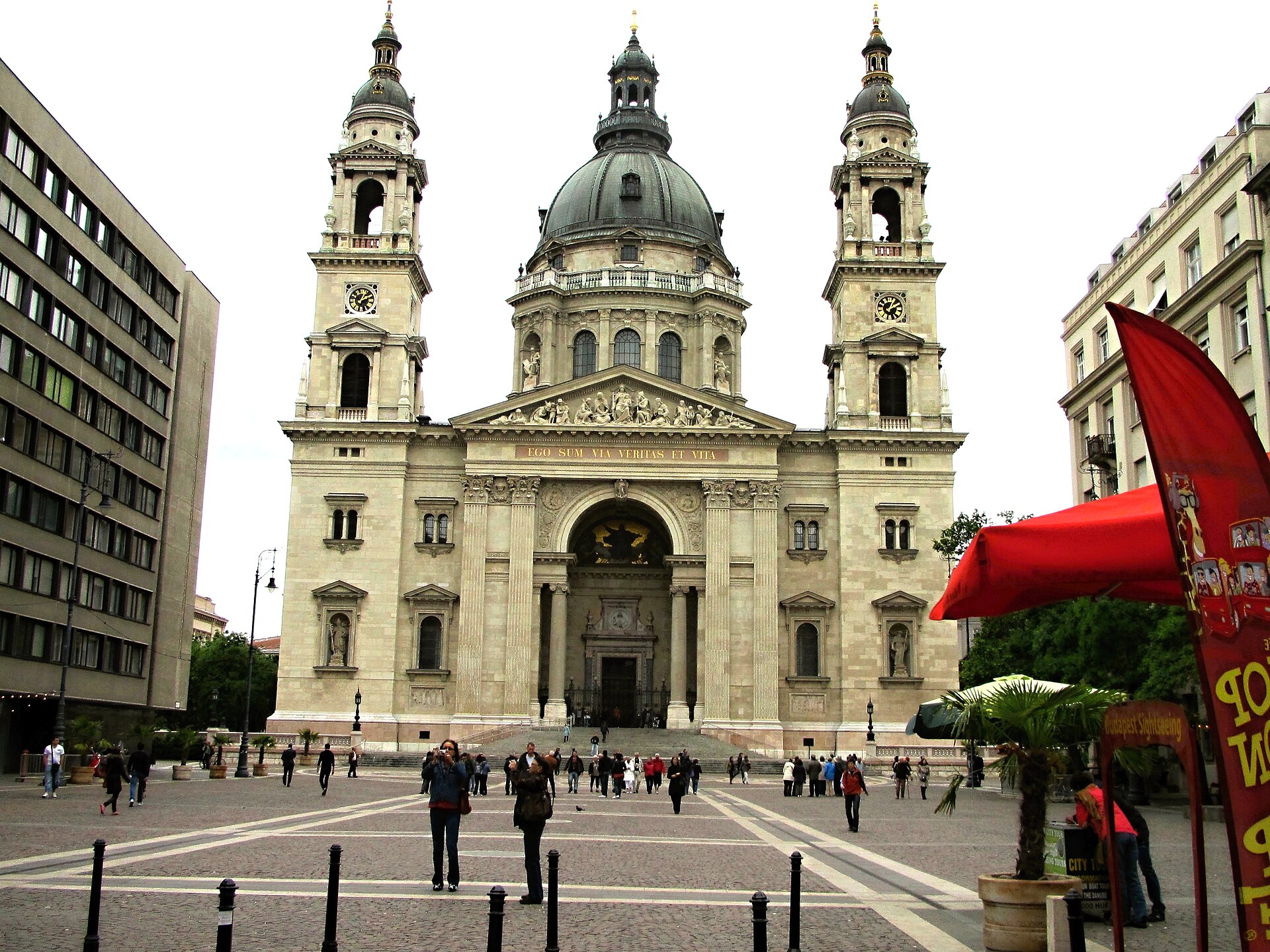 The square in front of St Stephen's Basilica