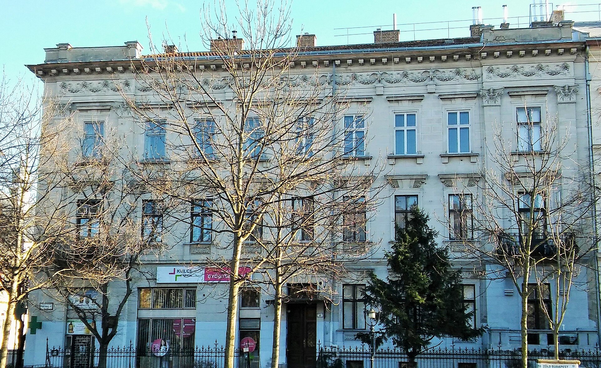 Facades along Andrassy Avenue